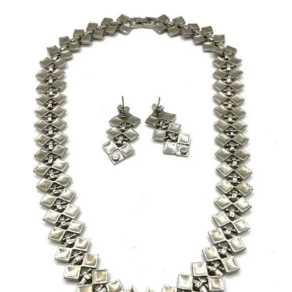 Vintage Necklace  Geometric Link Necklace and Earrings Set Silver Tone Sparkling - Picture 10 of 10